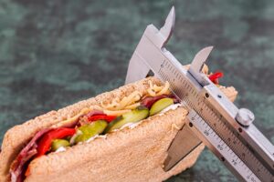 ダイエットのためのカロリー計算を簡単に行う方法は？