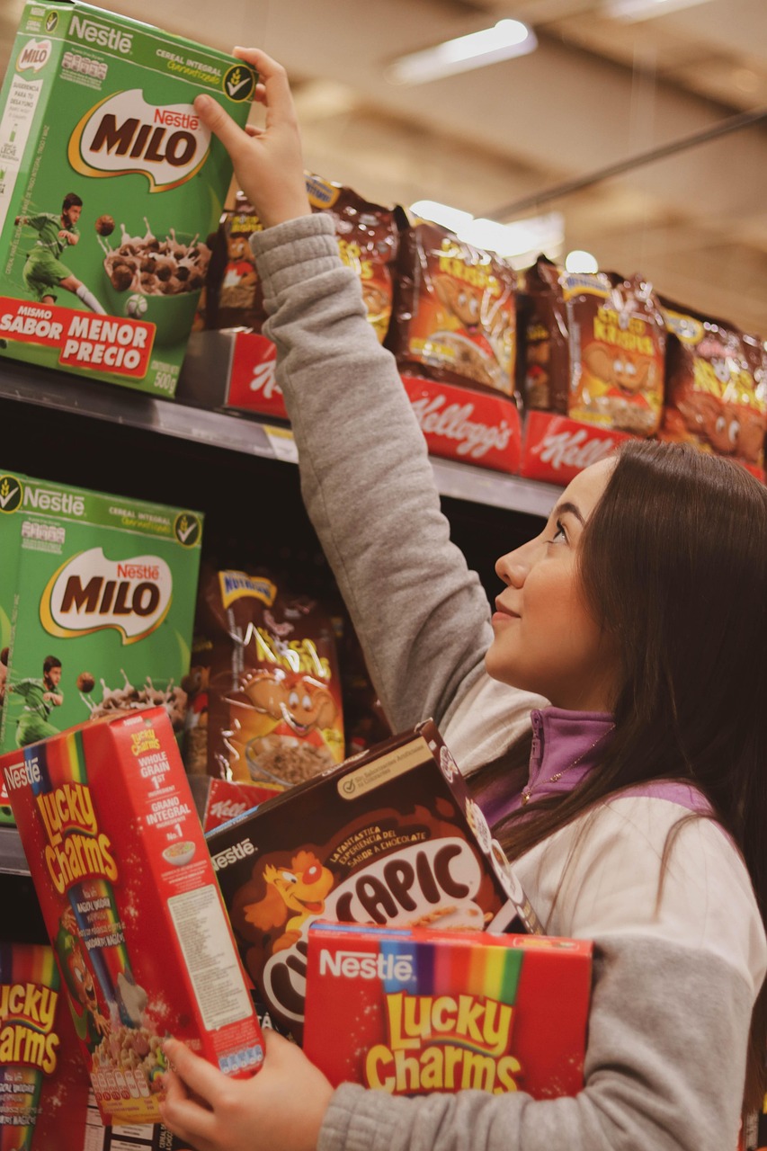 ダイエット中の女性がコンビニで選ぶべき食のポイントは？