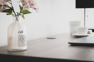 女性のためのデスクワーク中にできるダイエット対策は？